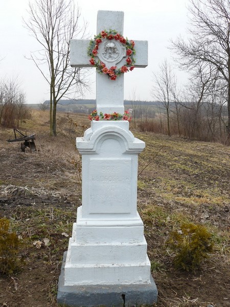 grodek_kol_wylot_drogi_na_kulikowke_boze_blogoslaw_tych_mi (Kopiowanie)